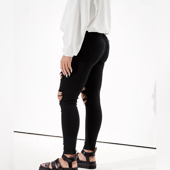 american eagle ripped jeans - Picture 5 of 6